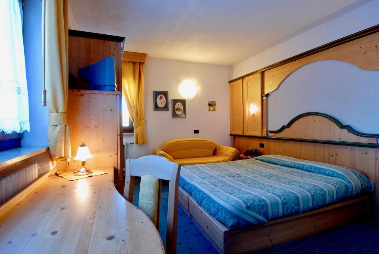 Albergo Venezia Passo Rolle Dış mekan fotoğraf