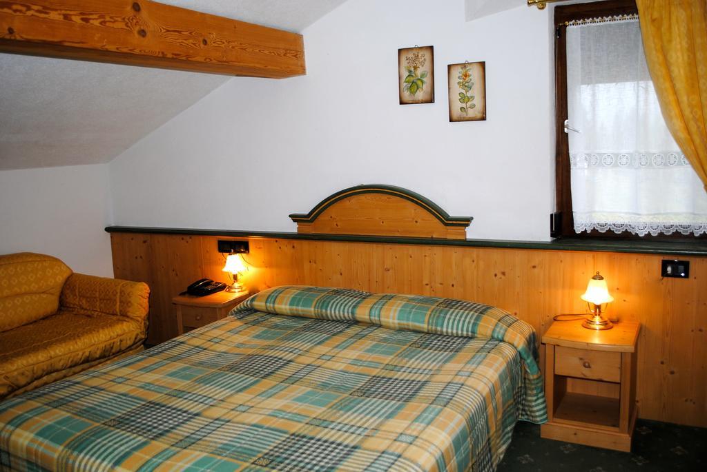 Albergo Venezia Passo Rolle Dış mekan fotoğraf