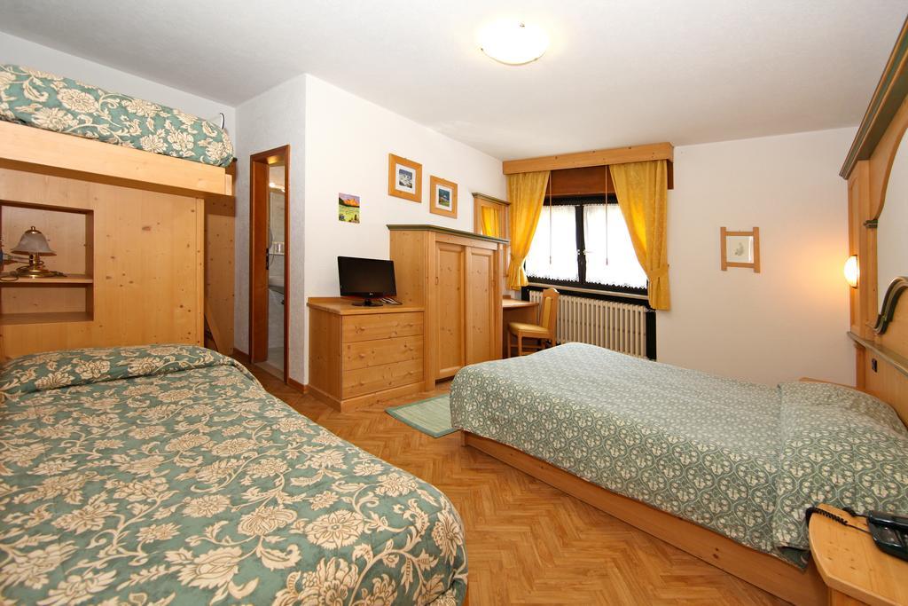 Albergo Venezia Passo Rolle Dış mekan fotoğraf