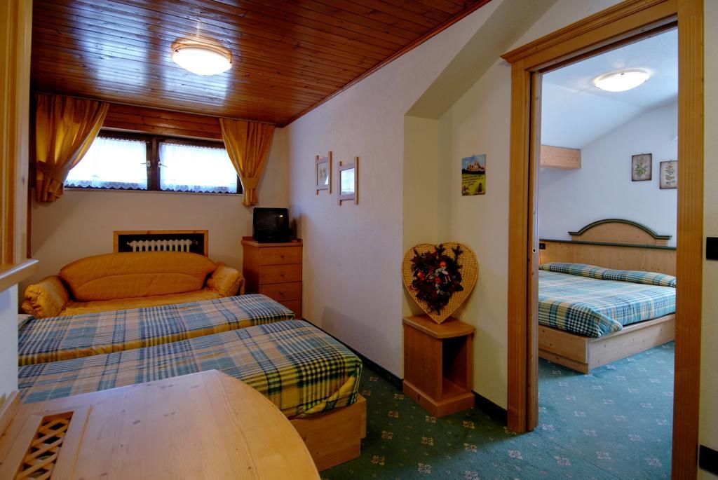 Albergo Venezia Passo Rolle Dış mekan fotoğraf
