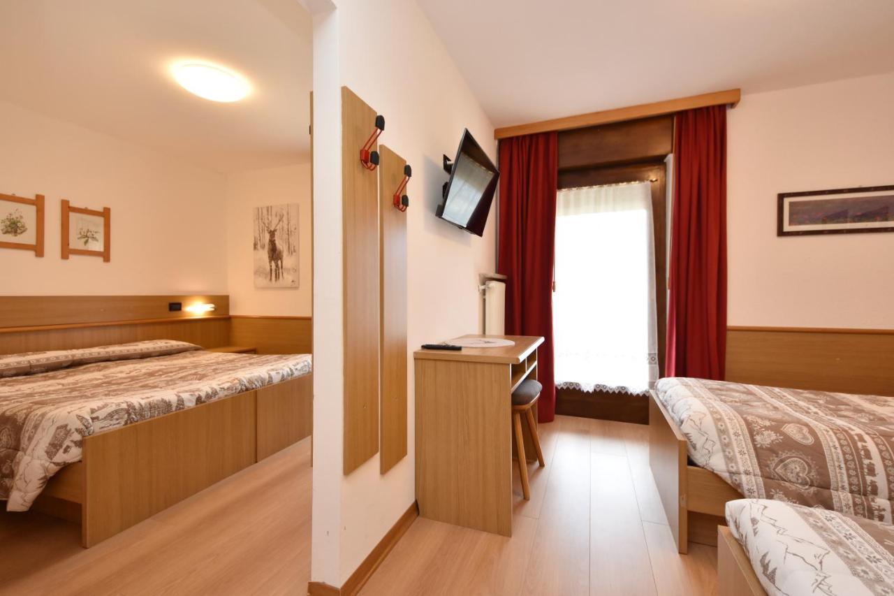 Albergo Venezia Passo Rolle Dış mekan fotoğraf