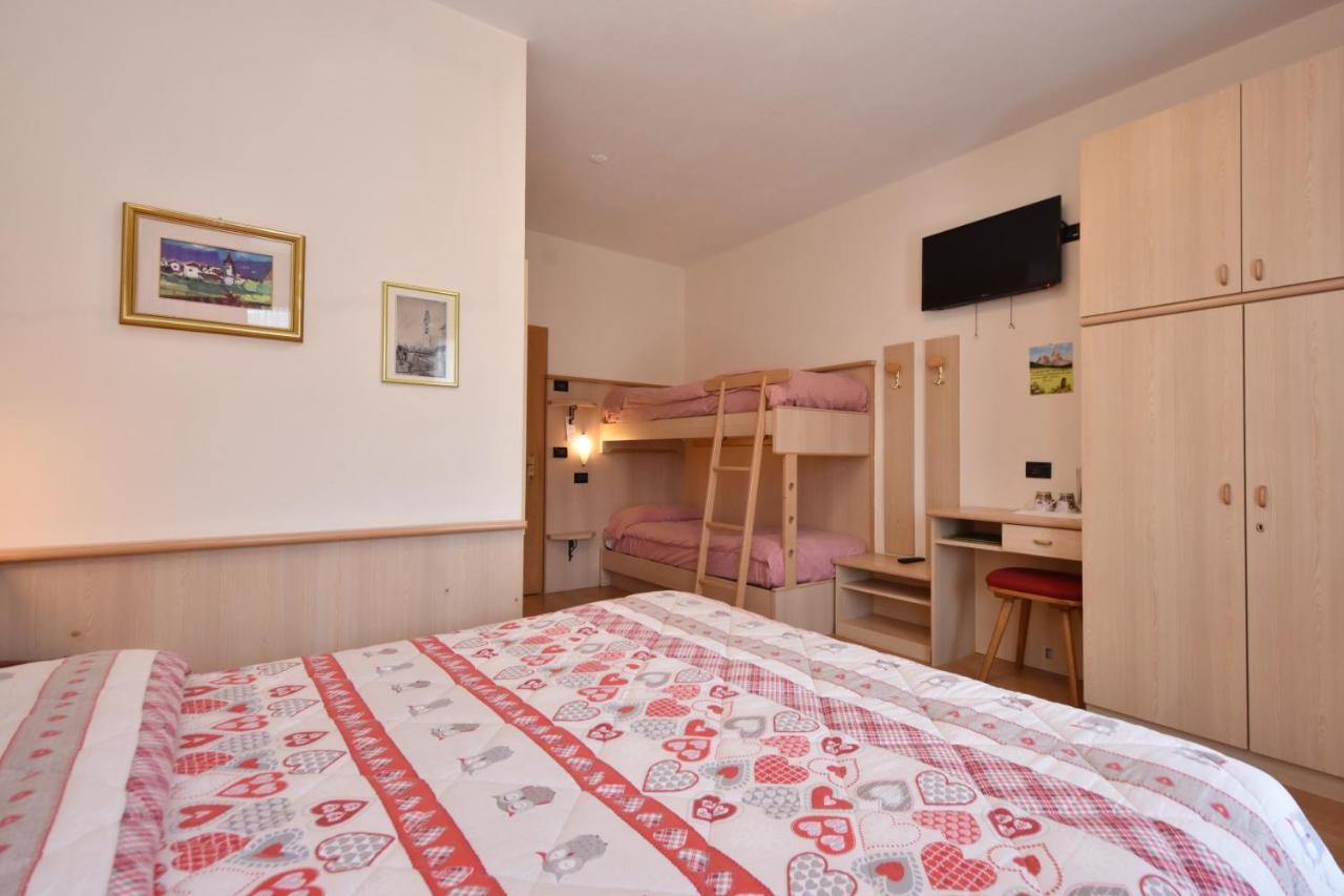 Albergo Venezia Passo Rolle Dış mekan fotoğraf
